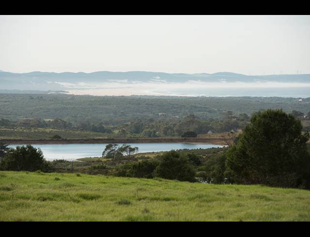 2,500M² VACANT LAND FOR SALE IN KABELJAUWS